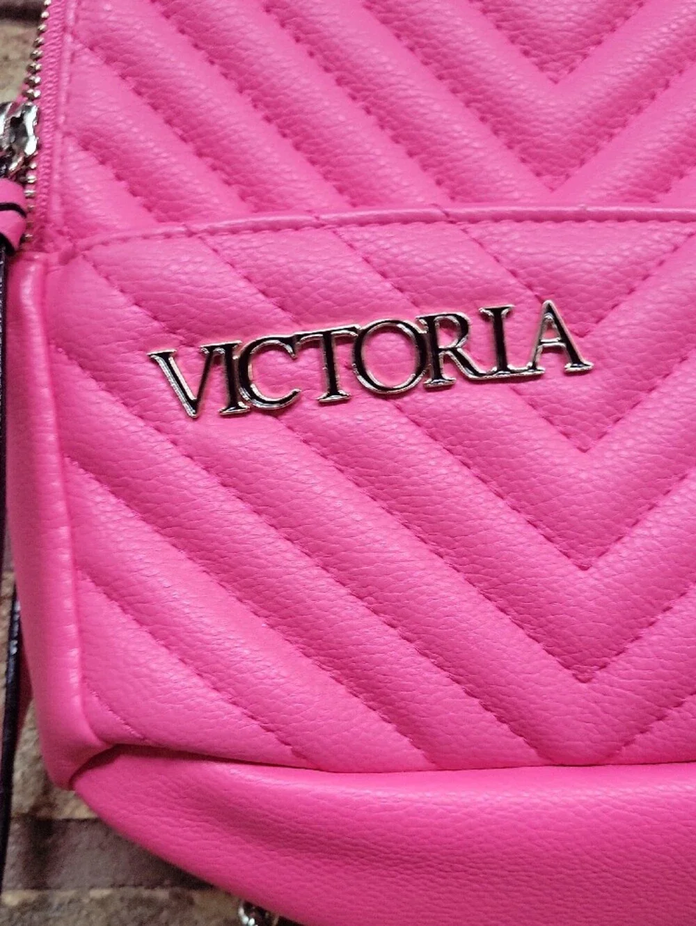 Victoria's Secret Hot Pink Quilted Mini Backpack Lip Patch Safety Pin & Logo - Picture 3 of 12